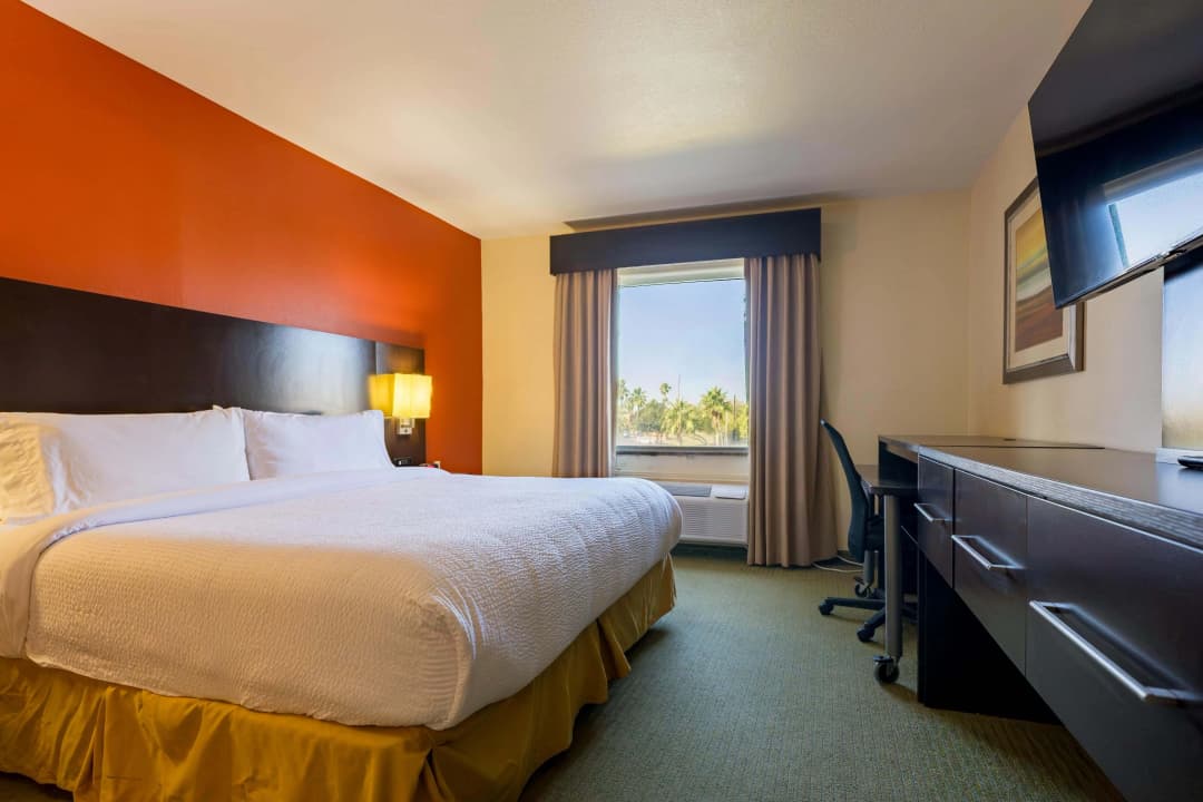 Holiday Inn Express Suites Brownsville - Case Study